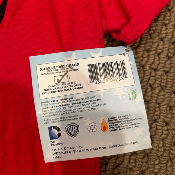 Wonder Woman T-shirt - Picture 4 of 4